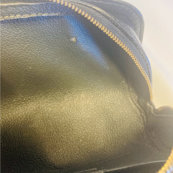 BLACK EPI COSMETIC POUCH - Picture 7 of 10